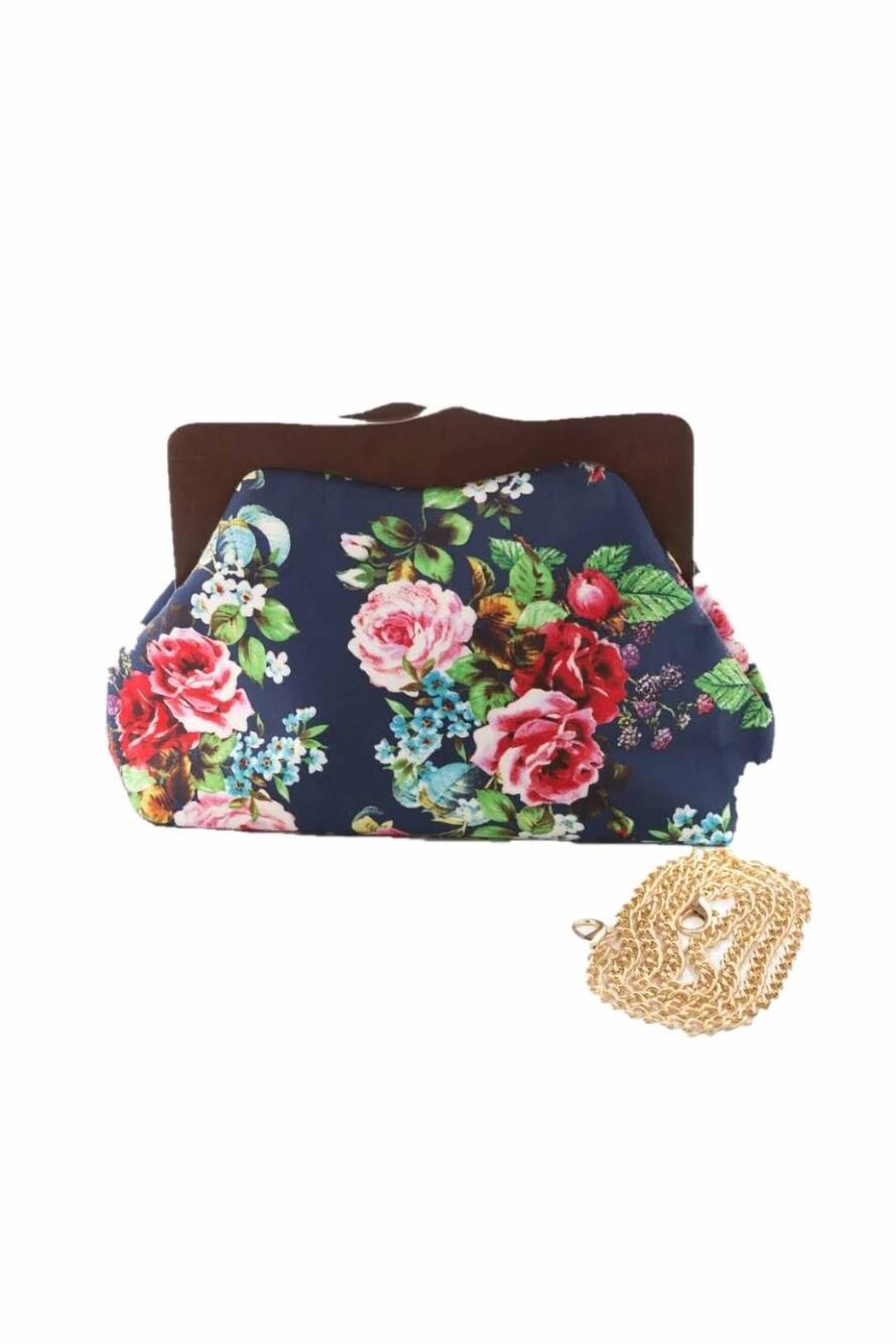 NEW HEARTS & ROSES women's floral wood clutch bag in rose bouquet